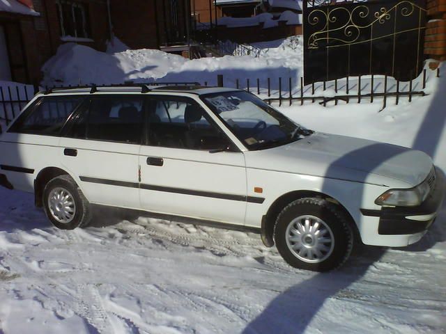 1992 Toyota Carina II