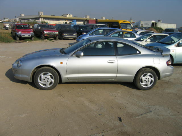 1999 Toyota Celica Photos