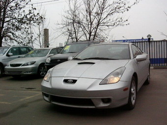 2000 Toyota Celica Photos