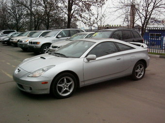 2000 Toyota Celica Pictures