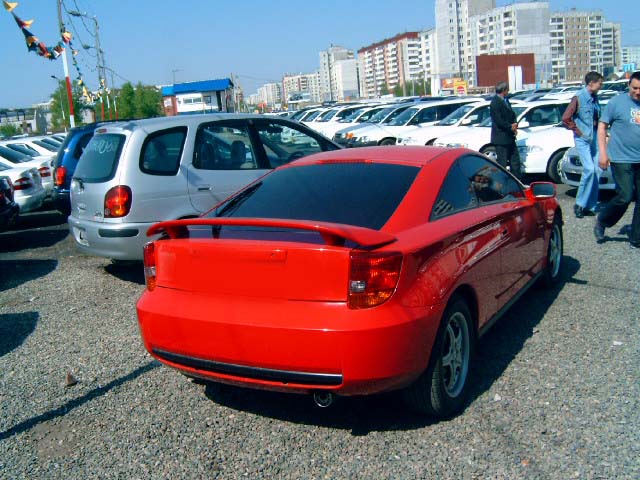 2000 Toyota Celica Pictures