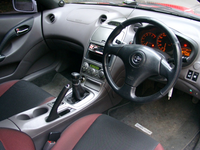2000 Toyota Celica Photos
