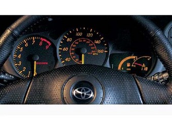 2000 Toyota Celica Pictures