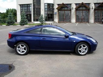 2000 Toyota Celica Photos