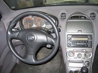 2000 Toyota Celica Photos