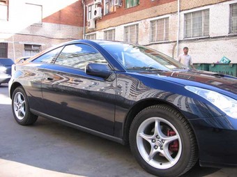 2000 Toyota Celica Pictures