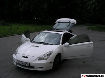 2000 Toyota Celica Pictures