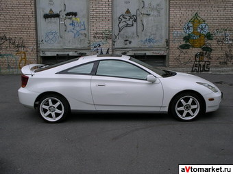 2000 Toyota Celica Photos