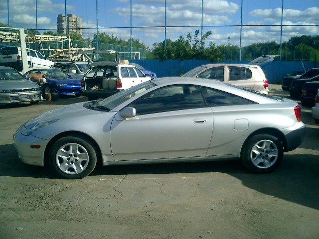 2000 Toyota Celica Photos