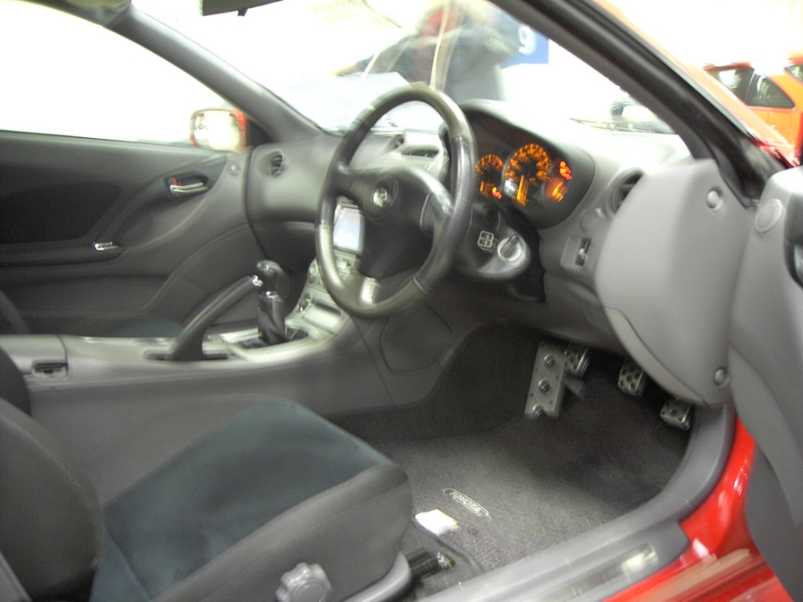 2001 Toyota Celica Pictures