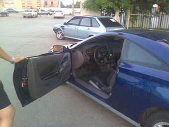 2001 Toyota Celica Photos