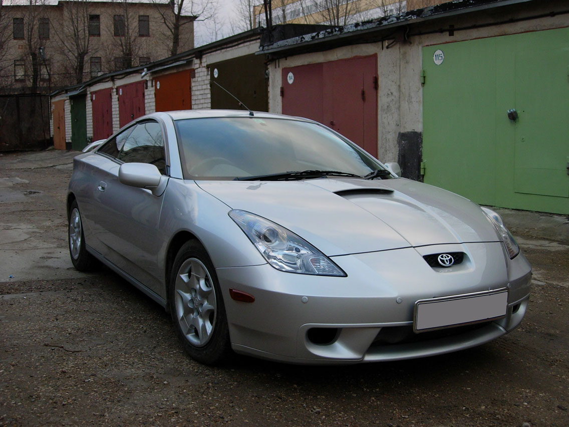 2002 Toyota Celica Pictures