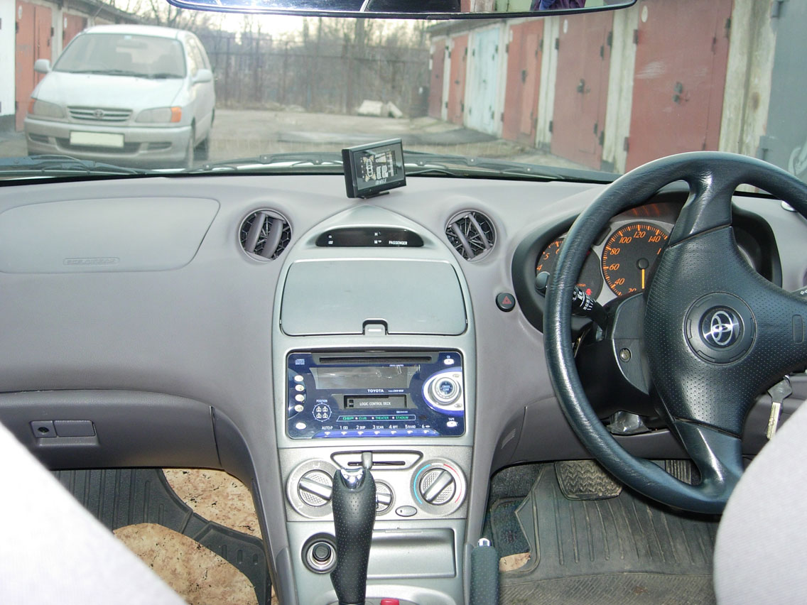 2002 Toyota Celica Photos