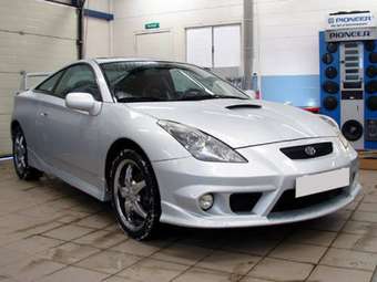 2003 Toyota Celica Pictures