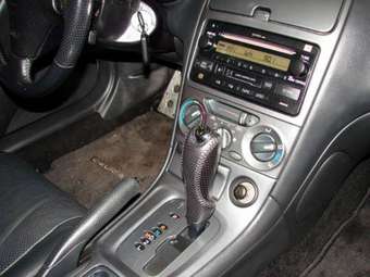 2003 Toyota Celica Pictures