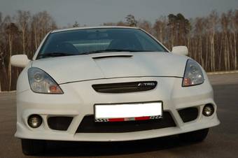 2003 Toyota Celica Pictures