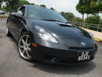 2003 Toyota Celica Photos