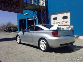 2003 Toyota Celica Photos