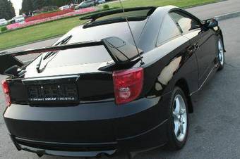 2003 Toyota Celica Photos