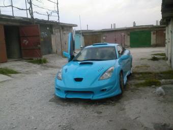 2003 Toyota Celica Photos