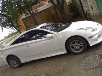 2003 Toyota Celica Pictures