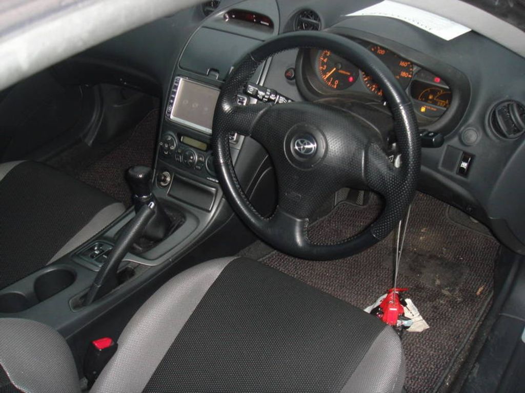 2004 Toyota Celica