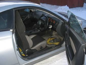 2004 Toyota Celica Photos