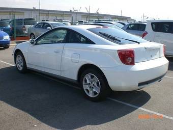 2004 Toyota Celica Pictures