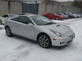 2004 Toyota Celica Photos