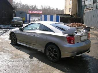 2004 Toyota Celica Photos