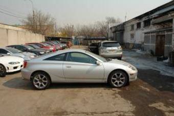 2004 Toyota Celica Pictures