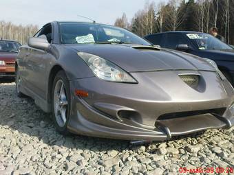 2004 Toyota Celica Photos