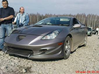 2004 Toyota Celica Pictures