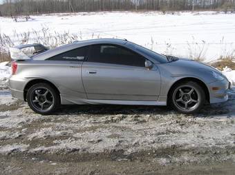 2005 Toyota Celica Photos