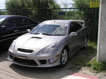 2005 Toyota Celica Photos