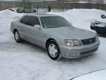 2000 Toyota Celsior