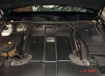 2002 Toyota Century Pictures