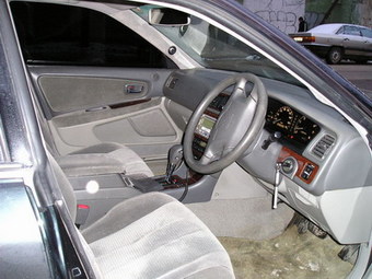 1999 Toyota Chaser Photos