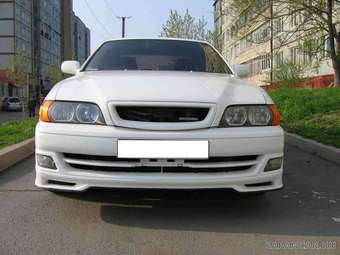 1999 Toyota Chaser Pictures