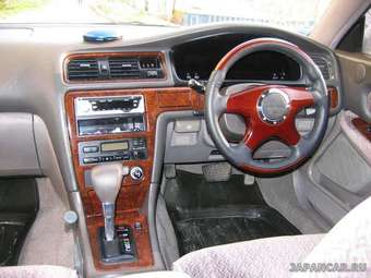 1999 Toyota Chaser Pictures