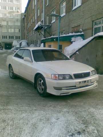 2000 Toyota Chaser