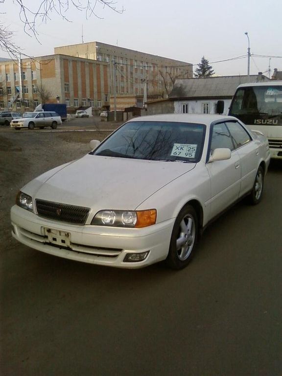 2000 Toyota Chaser