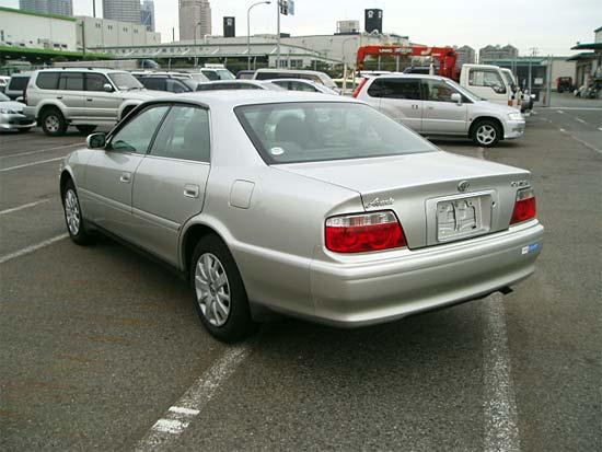 2000 Toyota Chaser Images