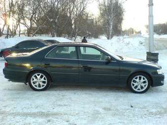 2000 Toyota Chaser Photos