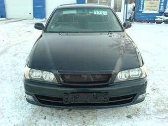 2000 Toyota Chaser Photos