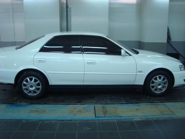 2001 Toyota Chaser