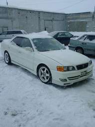 2001 Toyota Chaser Pictures