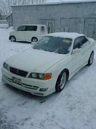 2001 Toyota Chaser Photos