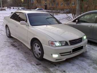 2001 Toyota Chaser Pictures