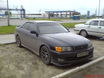2001 Toyota Chaser Pictures